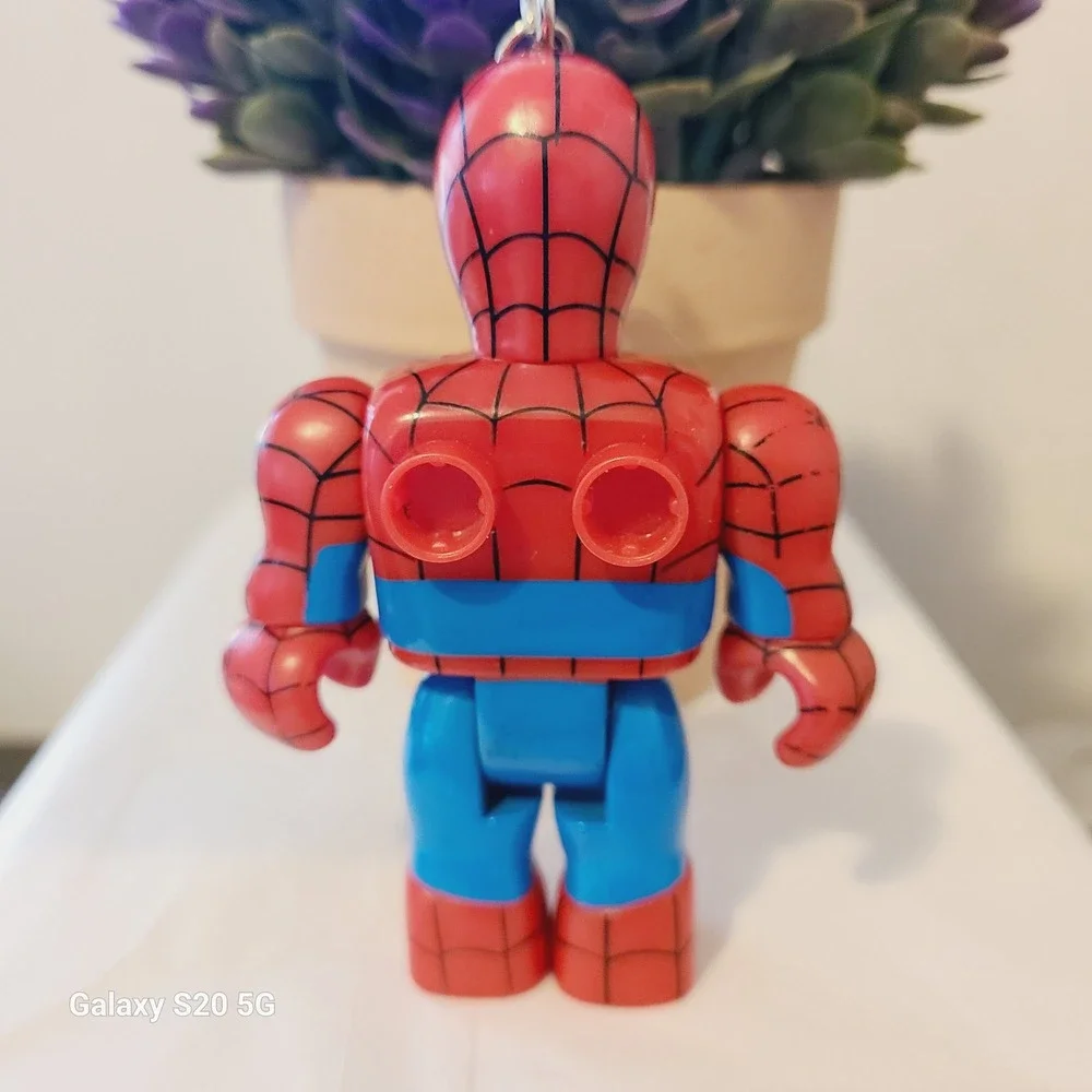 Marvel Spider-Man Keychain Figure, Collectible Kids Toy Keyring‎